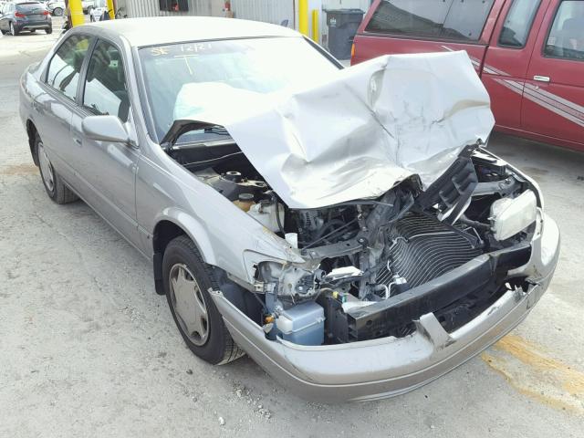 4T1BG22K1XU565614 - 1999 TOYOTA CAMRY CE GRAY photo 1