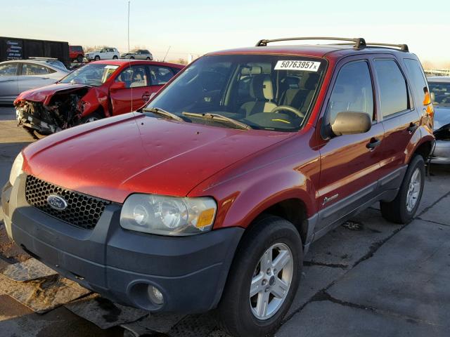 1FMYU96H46KC06410 - 2006 FORD ESCAPE HEV RED photo 2