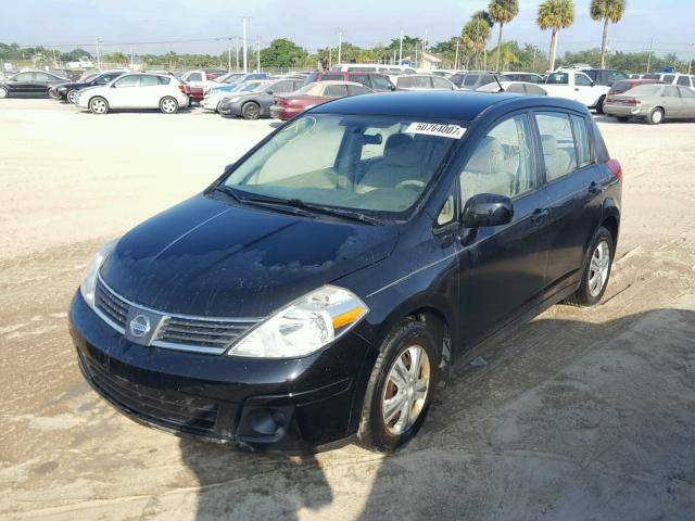 3N1BC13E07L425909 - 2007 NISSAN VERSA S BLACK photo 2