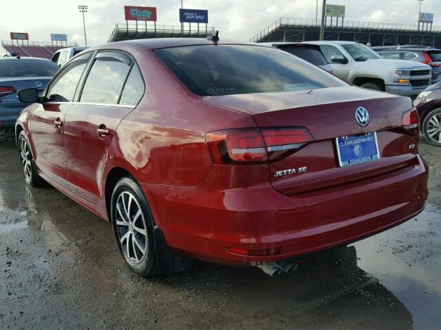 3VWDB7AJ0HM355977 - 2017 VOLKSWAGEN JETTA SE RED photo 3