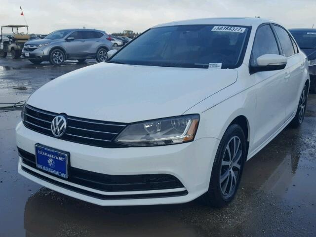 3VWDB7AJ6HM360097 - 2017 VOLKSWAGEN JETTA SE WHITE photo 2