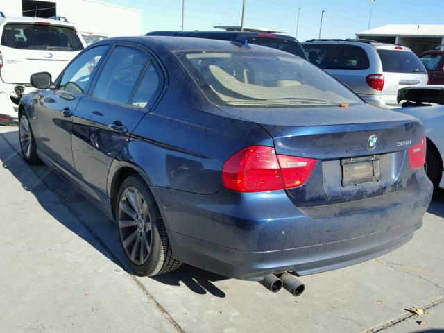 WBAPH7G50BNN04522 - 2011 BMW 328 I BLUE photo 3