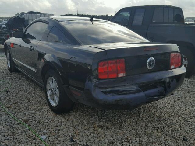 1ZVFT80N565133065 - 2006 FORD MUSTANG BLACK photo 3