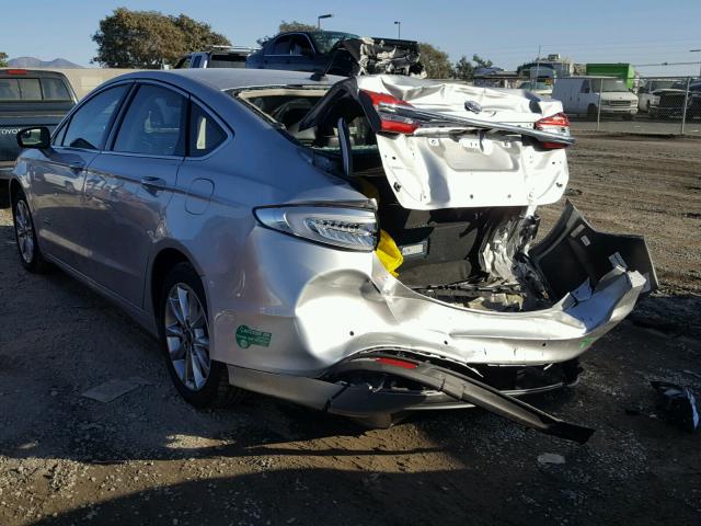 3FA6P0PU3HR264538 - 2017 FORD FUSION SE SILVER photo 3