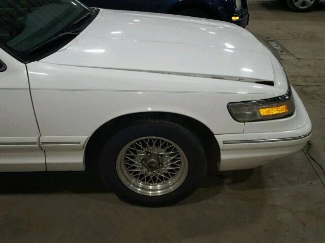 2MELM75W5VX729545 - 1997 MERCURY GRAND MARQ WHITE photo 9