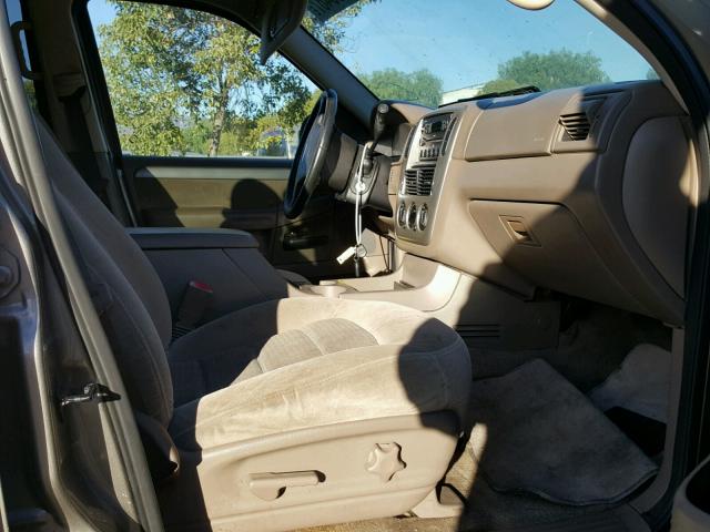 1FMZU63E34UB68974 - 2004 FORD EXPLORER X TAN photo 5