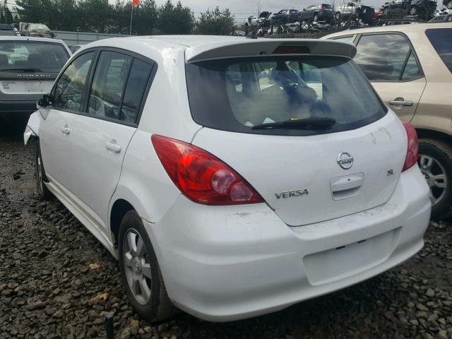 3N1BC13E49L413670 - 2009 NISSAN VERSA S SILVER photo 3