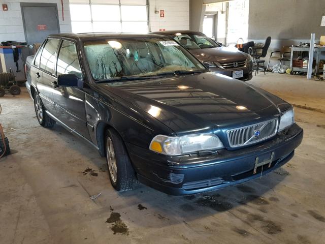 YV1LS55A4X1603621 - 1999 VOLVO S70 GREEN photo 1