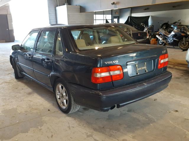 YV1LS55A4X1603621 - 1999 VOLVO S70 GREEN photo 3