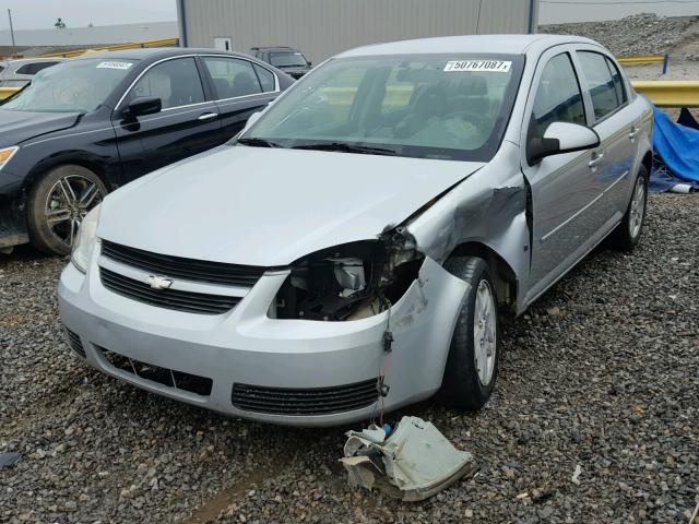 1G1AL55F767844048 - 2006 CHEVROLET COBALT LT SILVER photo 2