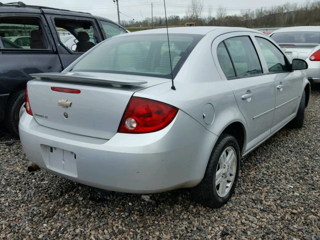 1G1AL55F767844048 - 2006 CHEVROLET COBALT LT SILVER photo 4