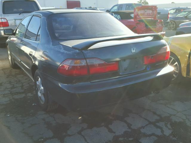 1HGCG1657XA066178 - 1999 HONDA ACCORD EX GREEN photo 3