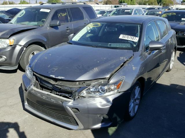 JTHKD5BH1F2231174 - 2015 LEXUS CT 200 SILVER photo 2