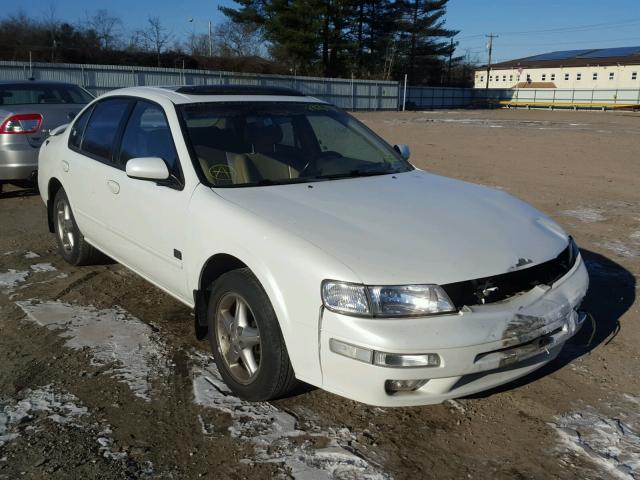 JN1CA21A1XT107616 - 1999 NISSAN MAXIMA GLE WHITE photo 1