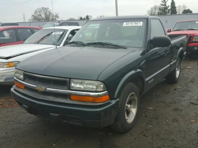 1GCCS145428140074 - 2002 CHEVROLET S TRUCK S1 GREEN photo 2