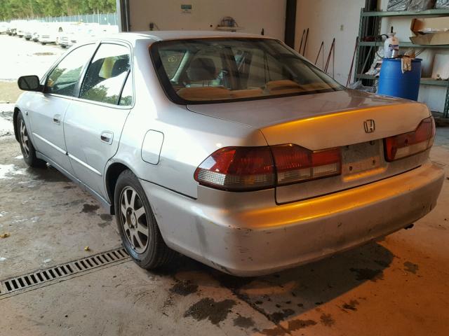 JHMCG56752C031738 - 2002 HONDA ACCORD SE SILVER photo 3