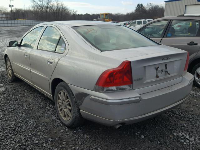 YV1RS612552435042 - 2005 VOLVO S60 SILVER photo 3