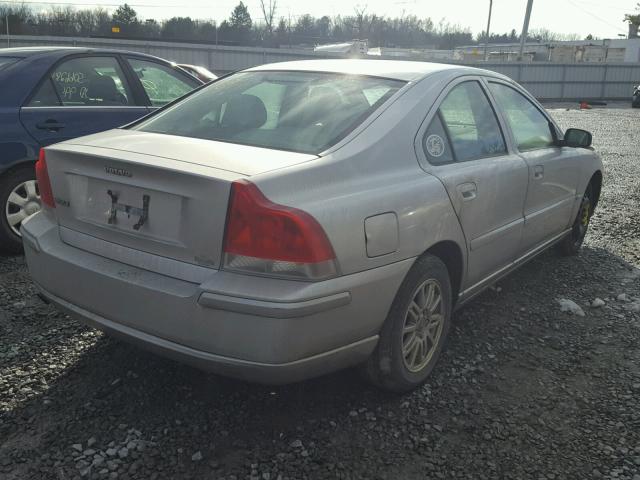 YV1RS612552435042 - 2005 VOLVO S60 SILVER photo 4