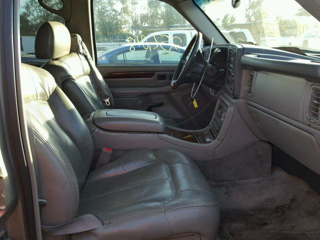 1GYEK63NX2R191168 - 2002 CADILLAC ESCALADE L TAN photo 5