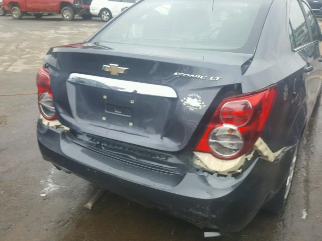 1G1JC5SH4D4133962 - 2013 CHEVROLET SONIC LT GRAY photo 9