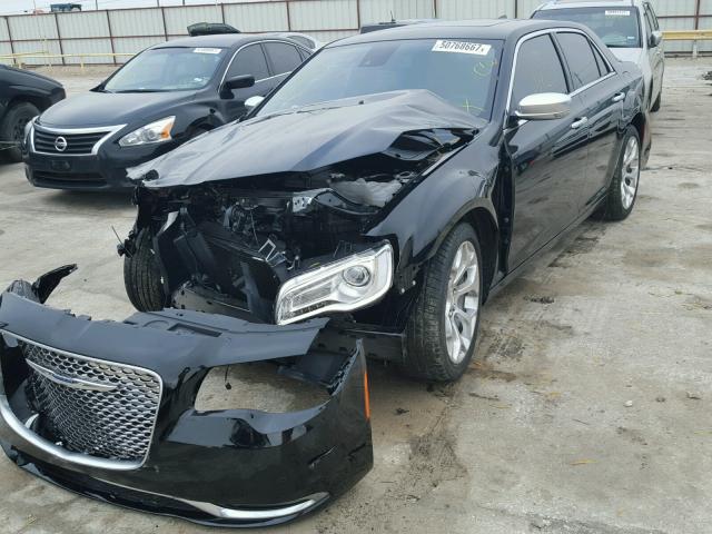 2C3CCAPT6JH151369 - 2018 CHRYSLER 300C BLACK photo 2