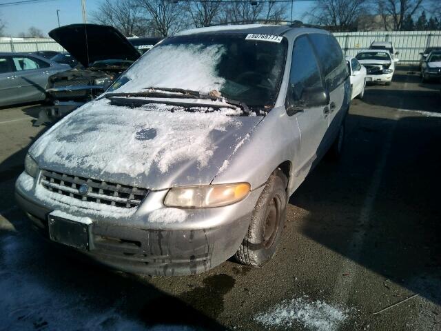 2P4GP2532YR518102 - 2000 PLYMOUTH VOYAGER SILVER photo 2