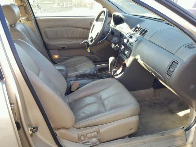 JN1CA21D0WM915930 - 1998 NISSAN MAXIMA GLE GOLD photo 5