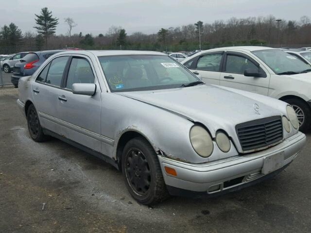 WDBJF65H1XA800202 - 1999 MERCEDES-BENZ E 320 SILVER photo 1