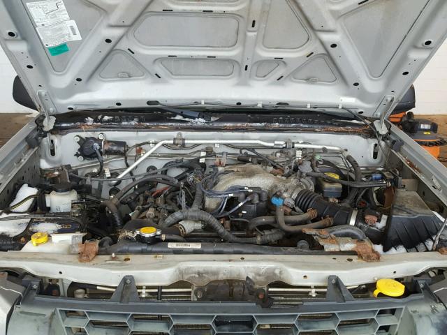 5N1ED28Y93C664246 - 2003 NISSAN XTERRA XE SILVER photo 7