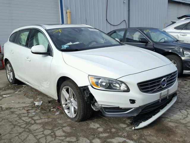 YV1612SB3F1191380 - 2015 VOLVO V60 PREMIE WHITE photo 1