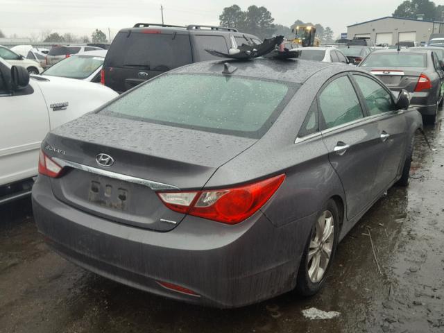 5NPEC4AC6BH169345 - 2011 HYUNDAI SONATA SE CHARCOAL photo 4