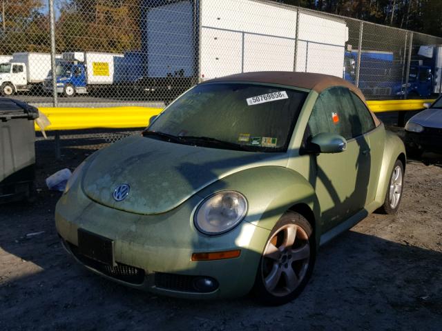 3VWSF31Y87M420395 - 2007 VOLKSWAGEN NEW BEETLE GREEN photo 2