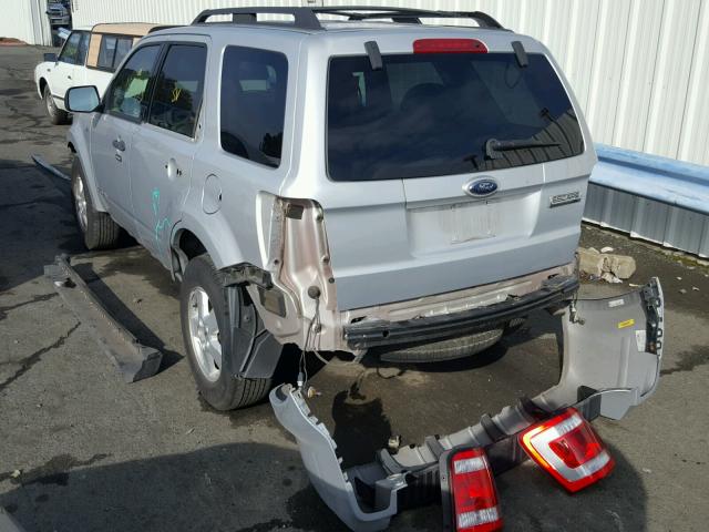 1FMCU03108KB10886 - 2008 FORD ESCAPE XLT WHITE photo 3