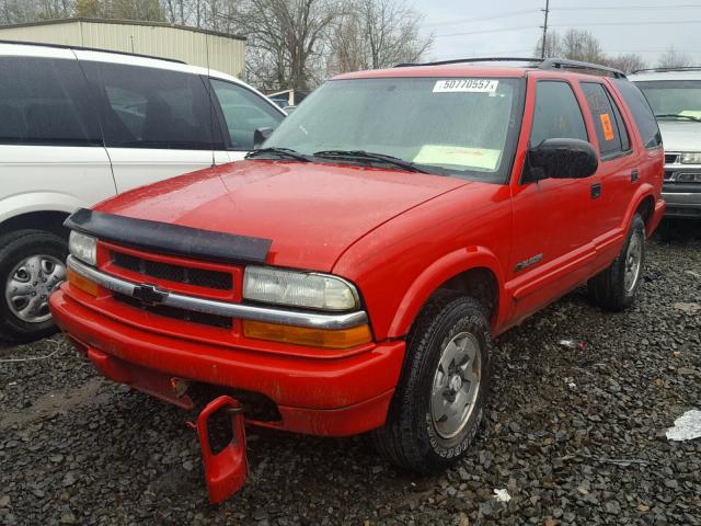 1GNDT13X74K159137 - 2004 CHEVROLET BLAZER RED photo 2