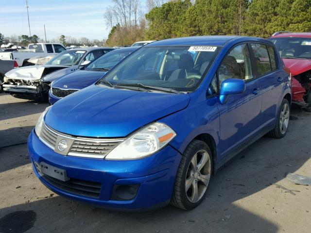 3N1BC13E57L399601 - 2007 NISSAN VERSA S BLUE photo 2