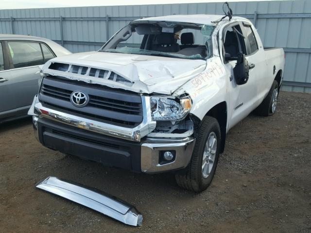 5TFRY5F16EX158807 - 2014 TOYOTA TUNDRA DOU WHITE photo 2