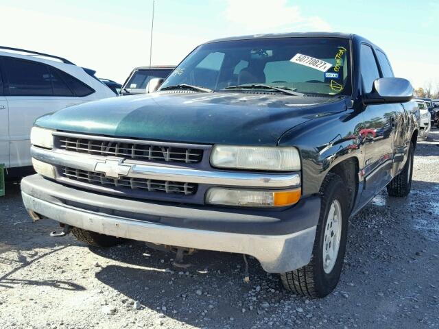 2GCEC19T721387444 - 2002 CHEVROLET SILVERADO GREEN photo 2