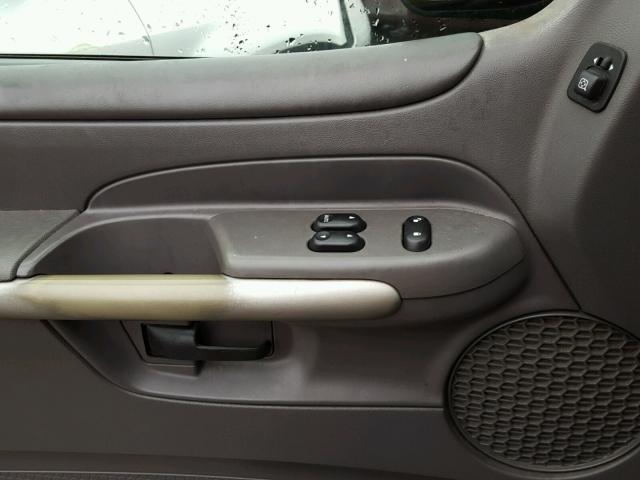 1FMYU70EX1UC67440 - 2001 FORD EXPLORER S 红色 照片 9