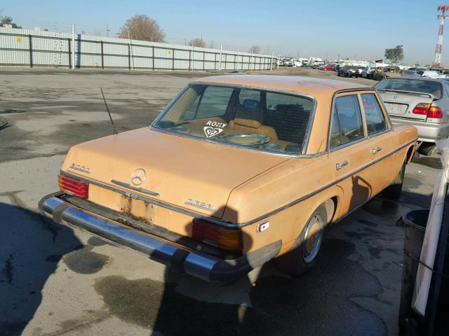 11511412051502 - 1976 MERCEDES-BENZ 300 D ORANGE photo 4