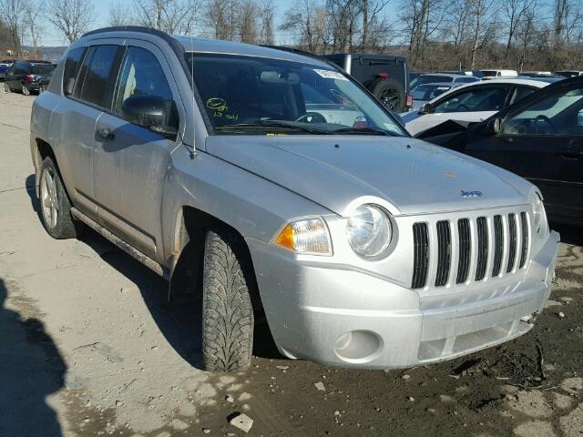 1J8FF57W08D794723 - 2008 JEEP COMPASS LI SILVER photo 1