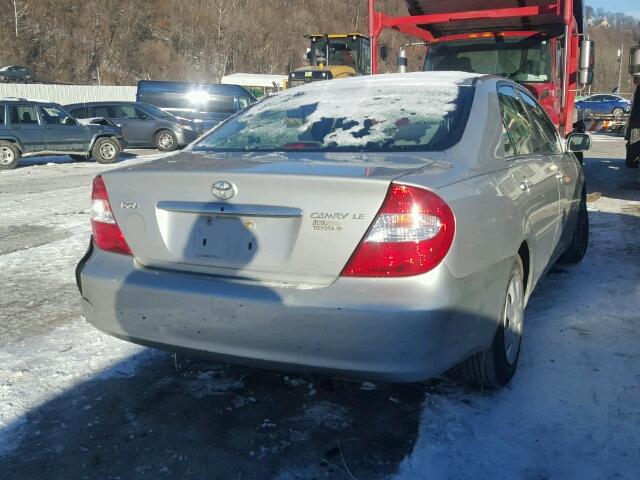 4T1BE32K73U702299 - 2003 TOYOTA CAMRY LE SILVER photo 4