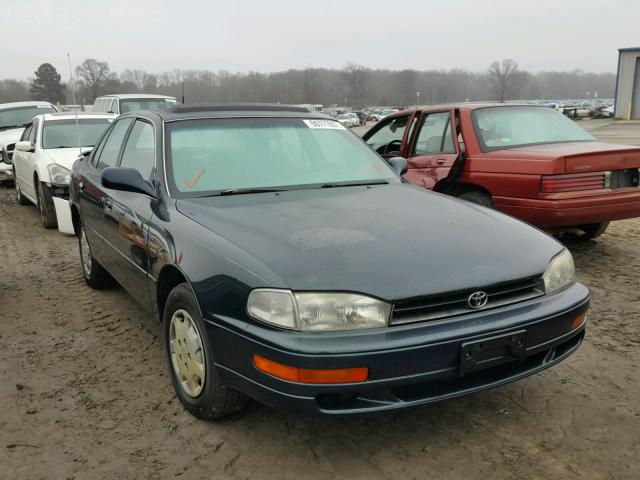 4T1SK12E8NU062310 - 1992 TOYOTA CAMRY LE GREEN photo 1