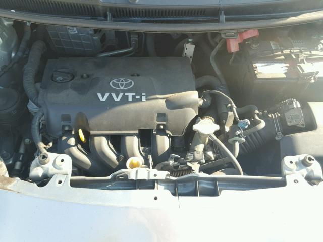 JTDJT923575111003 - 2007 TOYOTA YARIS SILVER photo 7