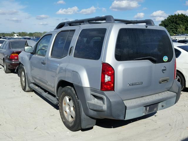 5N1AN08U15C611458 - 2005 NISSAN XTERRA OFF SILVER photo 3