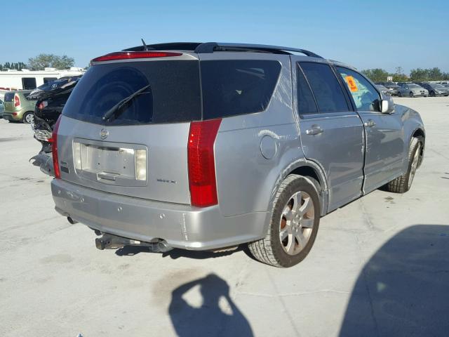 1GYEE63A460220937 - 2006 CADILLAC SRX SILVER photo 4