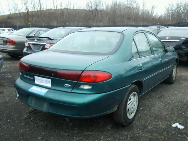 1FAFP13PXWW212873 - 1998 FORD ESCORT SE GREEN photo 4