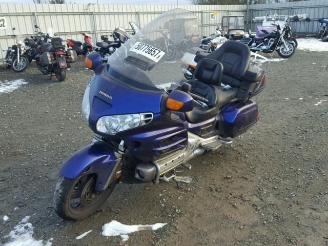 1HFSC47422A100720 - 2002 HONDA GL1800 A PURPLE photo 2