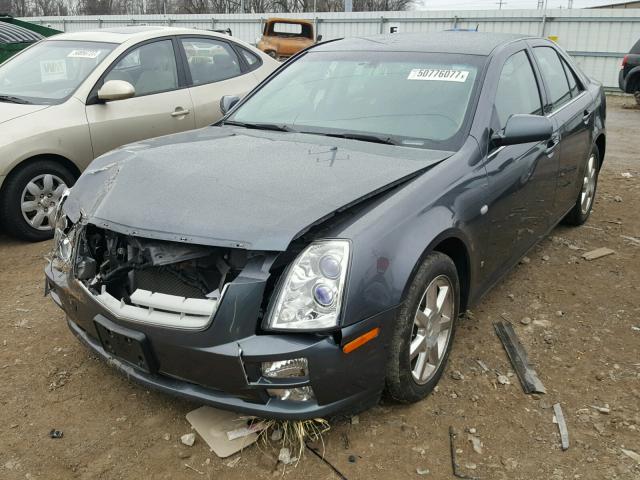 1G6DW677970194854 - 2007 CADILLAC STS GRAY photo 2