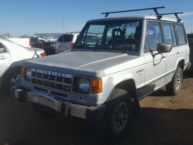 JA4GJ51S3KJ007458 - 1989 MITSUBISHI MONTERO LS SILVER photo 2