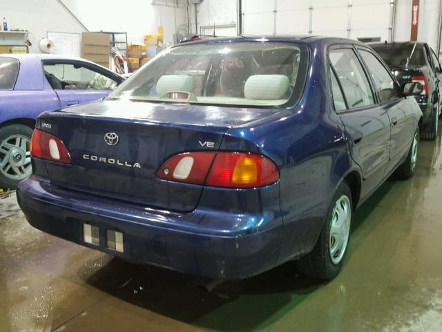 1NXBR12E1WZ137846 - 1998 TOYOTA COROLLA VE BLUE photo 4